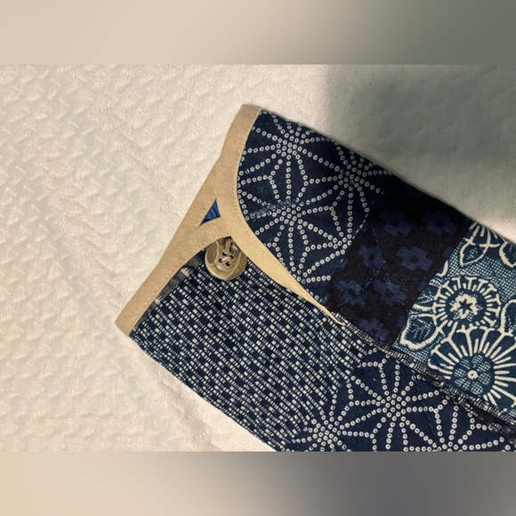 Quilted Hooded Jacket - Picture 5 of 6